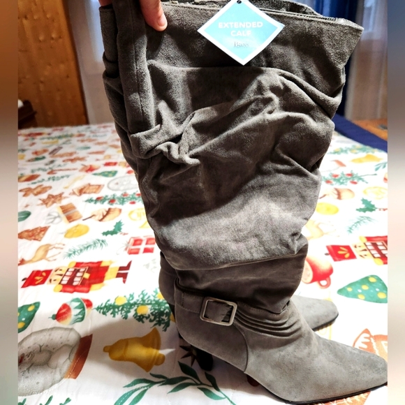 Nwt womens suede boots - Picture 1 of 8
